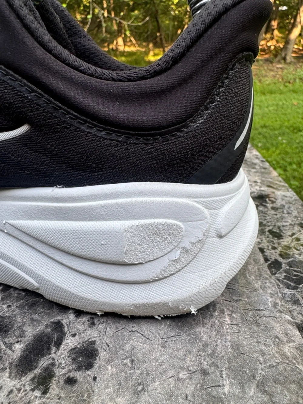Hoka One One Bondi 9 Womens Size 7 2EBlack White Athletic Running Shoes Sneakers